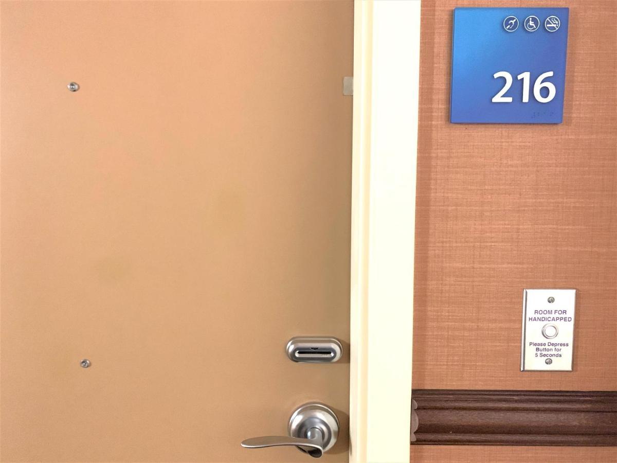 Holiday Inn Express Fresno Northwest - Herndon By Ihg Exterior foto