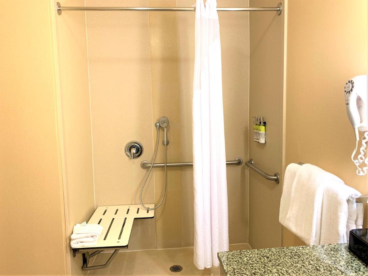 Holiday Inn Express Fresno Northwest - Herndon By Ihg Exterior foto