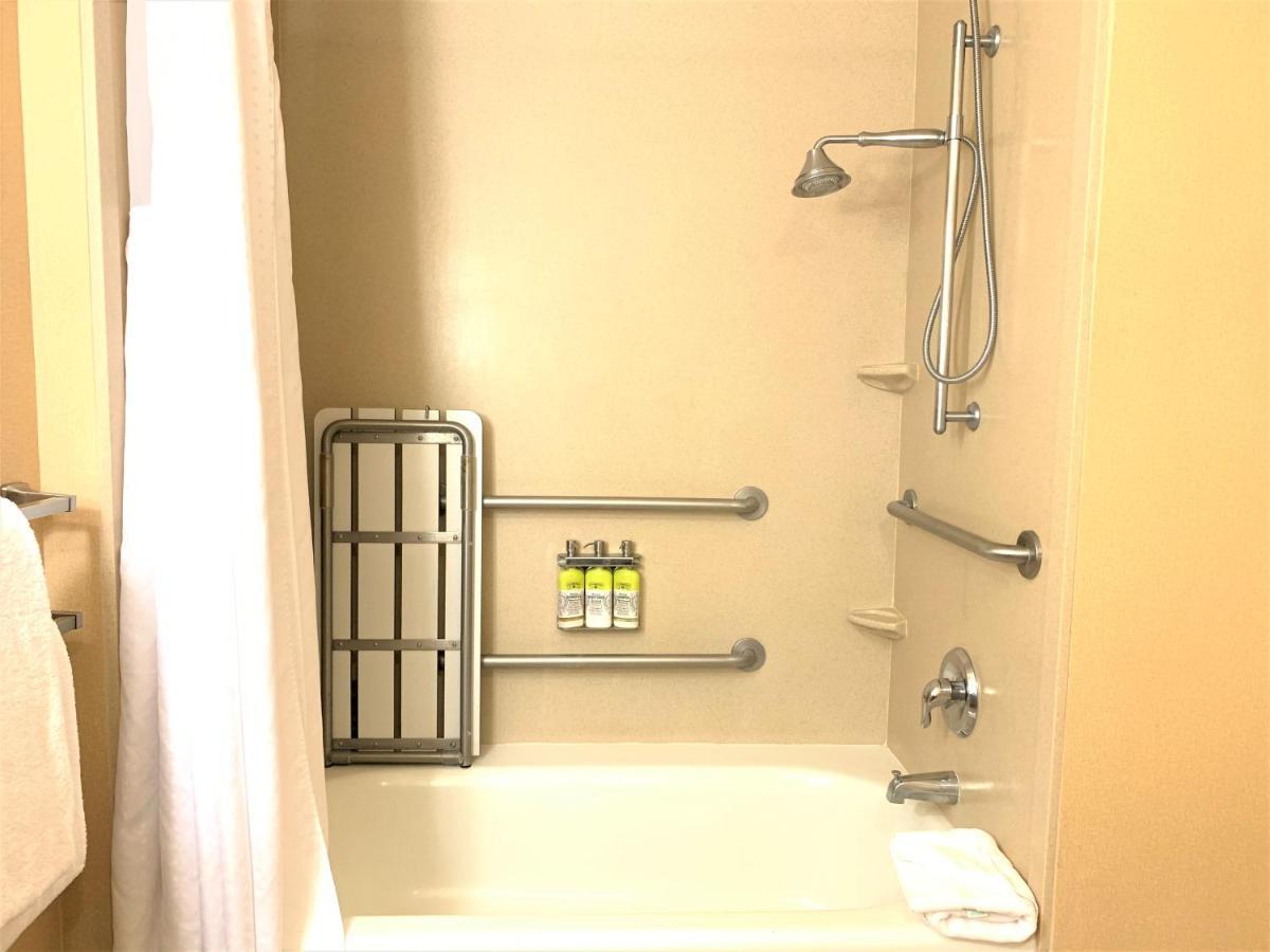 Holiday Inn Express Fresno Northwest - Herndon By Ihg Exterior foto