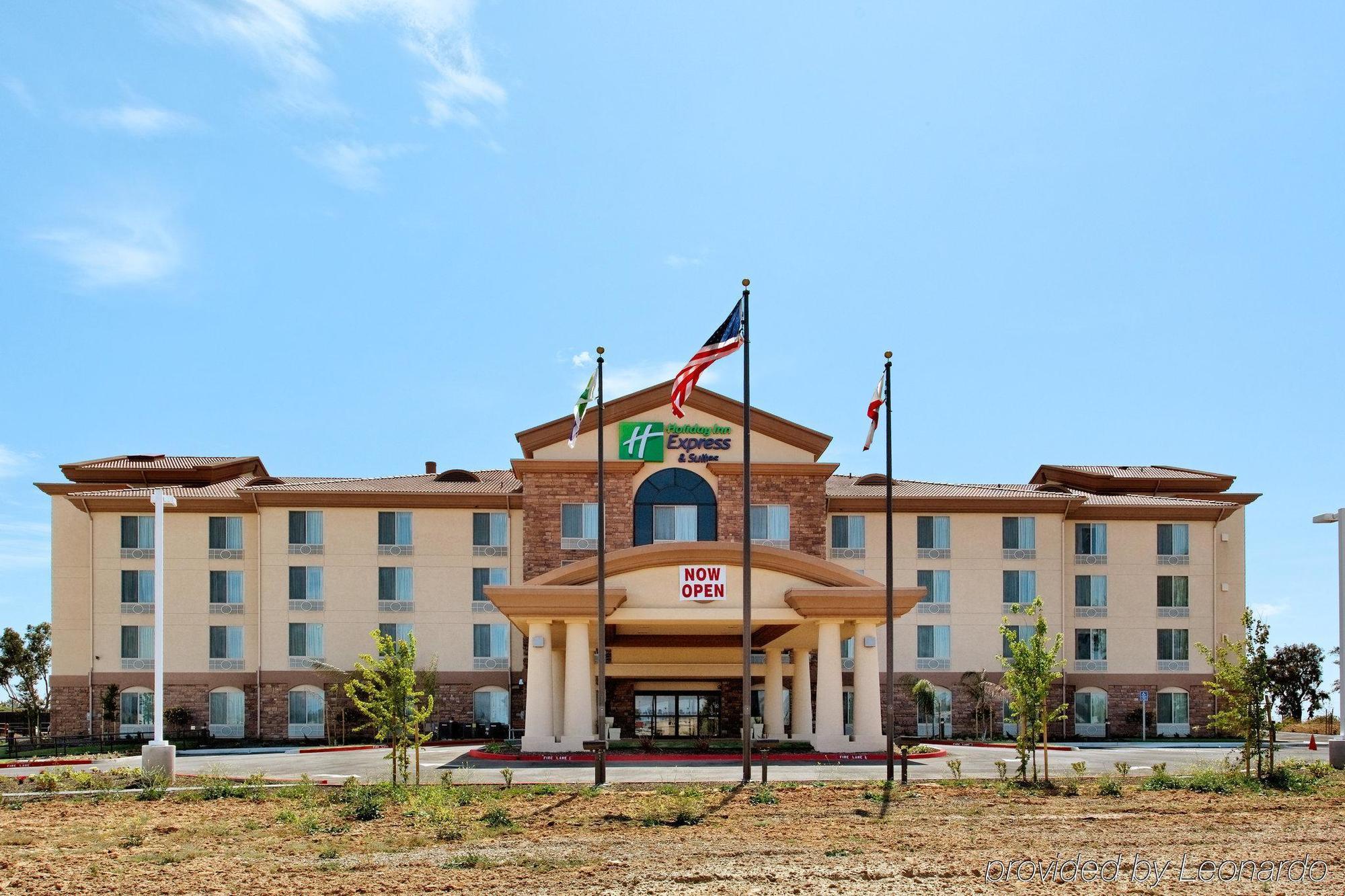 Holiday Inn Express Fresno Northwest - Herndon By Ihg Exterior foto